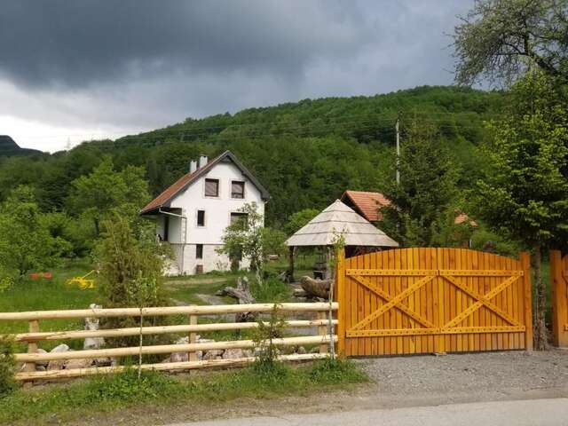 Апартаменты Ethno Village Štitarica Мойковац-19